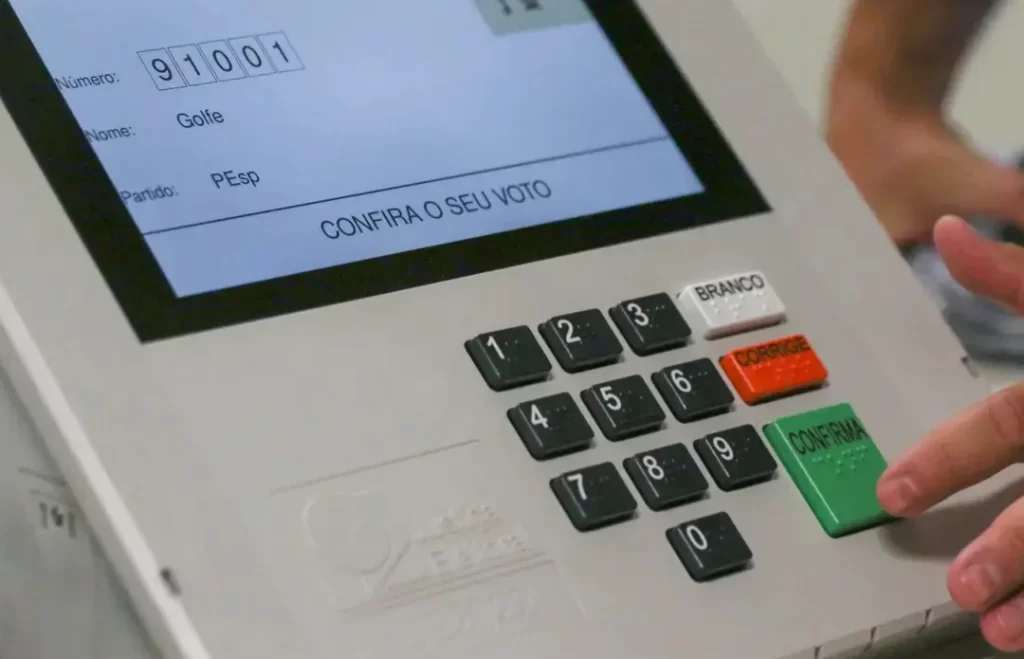 Mais de 5,3 Milhões de Eleitores Terão Título de Eleitor Cancelado, Alerta TSE