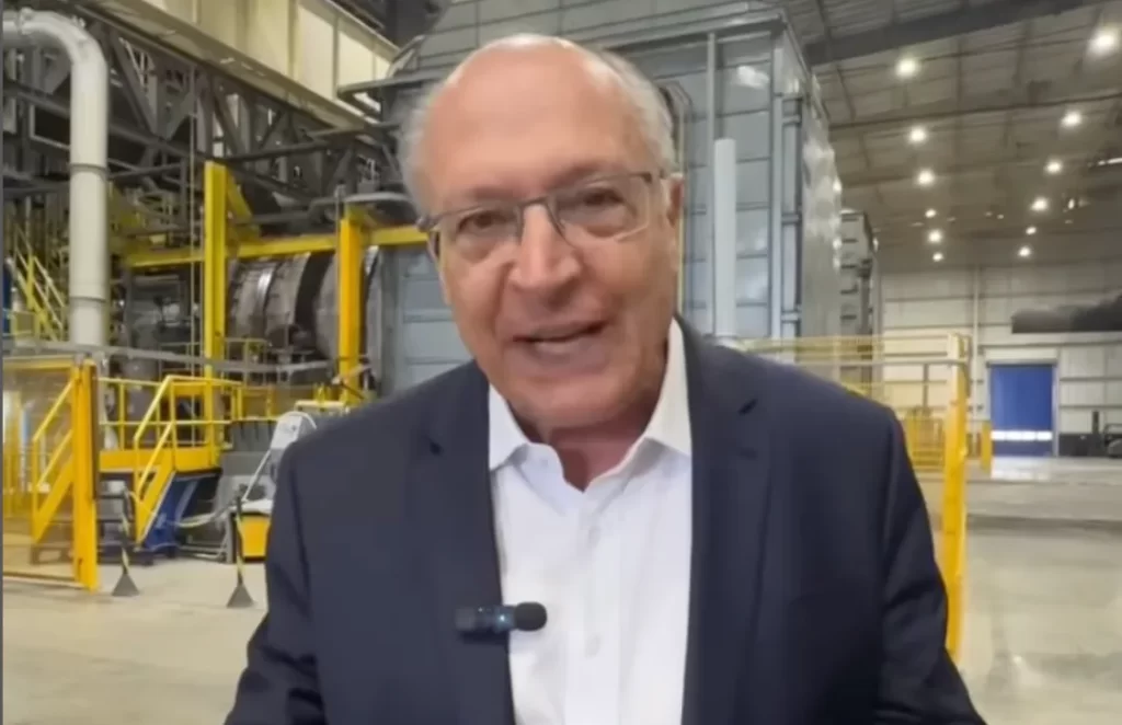 Alckmin Comenta Queda de Popularidade de Lula e Fala Sobre Economia Durante Visita a Pernambuco