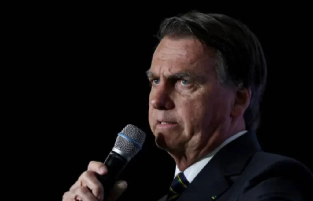 Jair Bolsonaro é Alvo da PF e Usará Tornozeleira Eletrônica Por decisão do STF