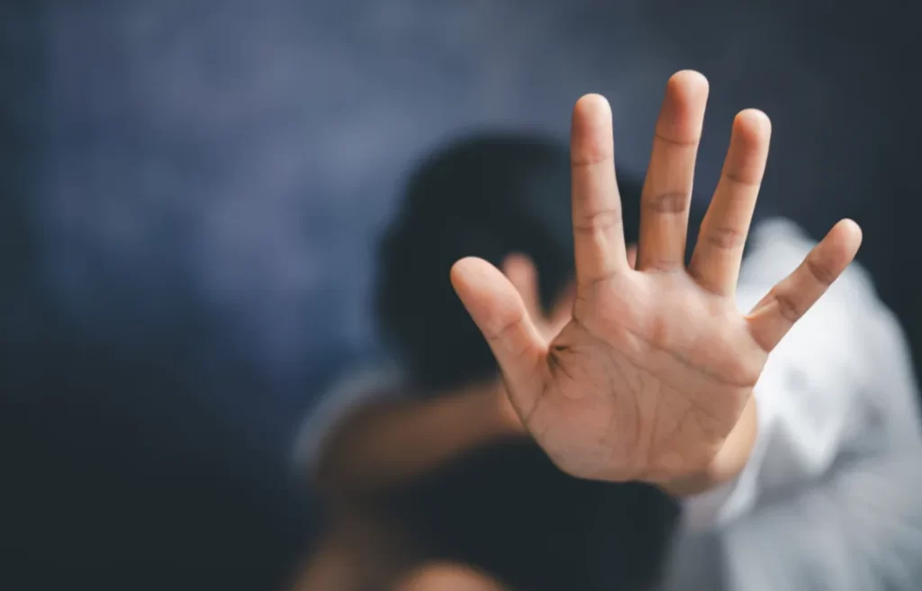 Lei Maria da Penha Completa 19 Anos e Feminicídios Seguem em Alta no Brasil