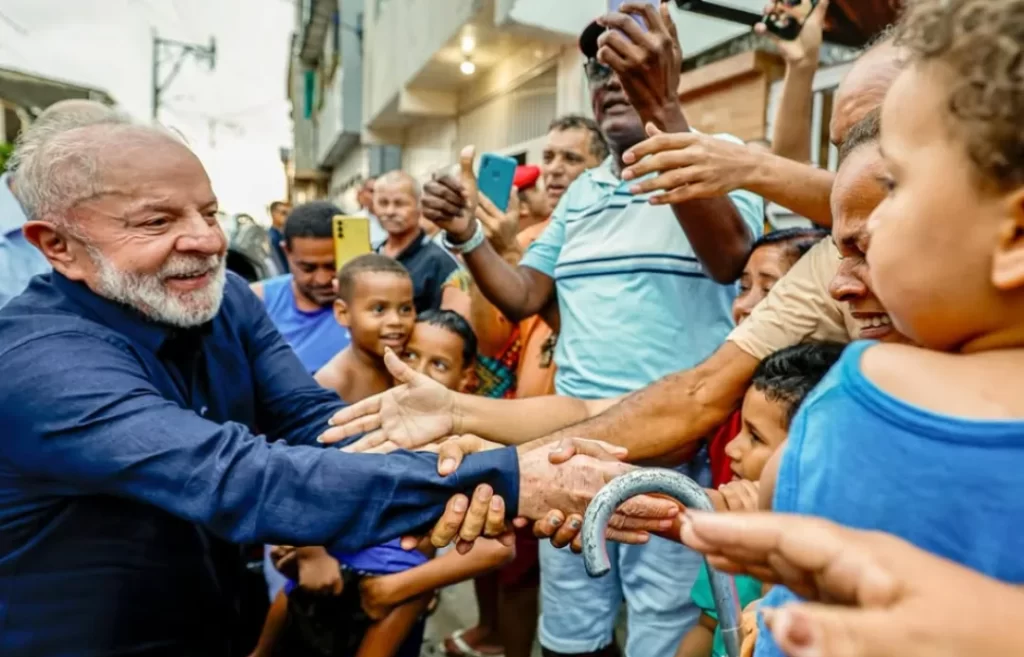 Lula no Recife Anuncia Mais de 7 Mil Títulos de Posse Para Brasília Teimosa em Janeiro