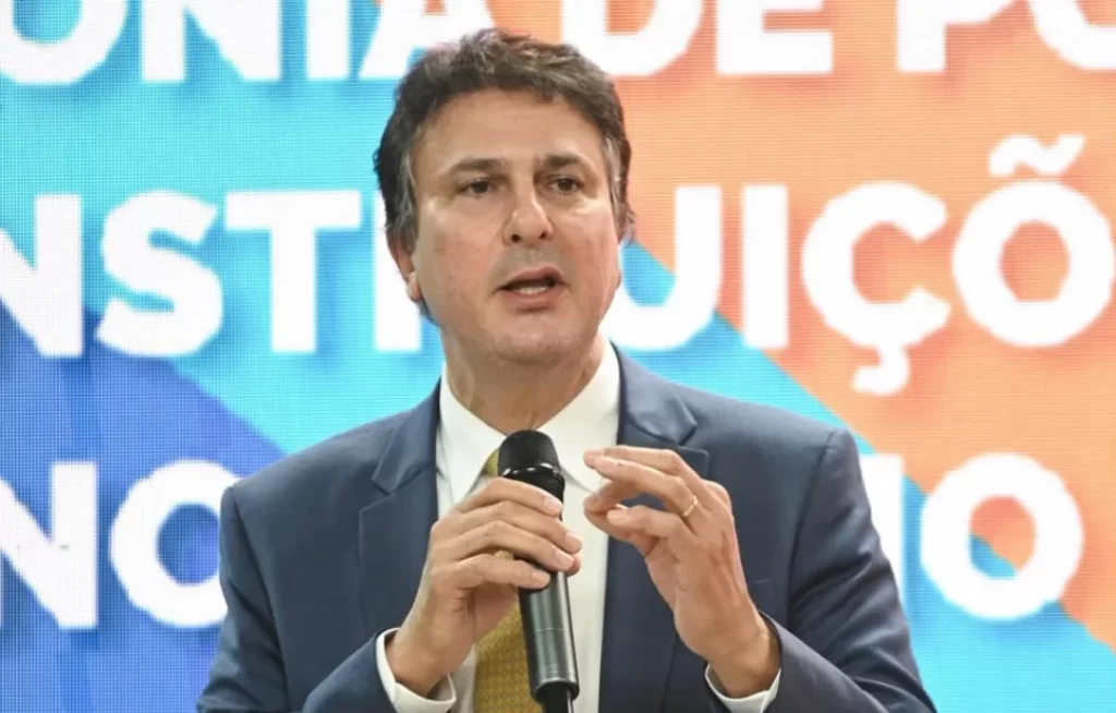 Ministro Camilo Santana Anuncia Investimentos na Educação de Pernambuco em Visita ao Recife