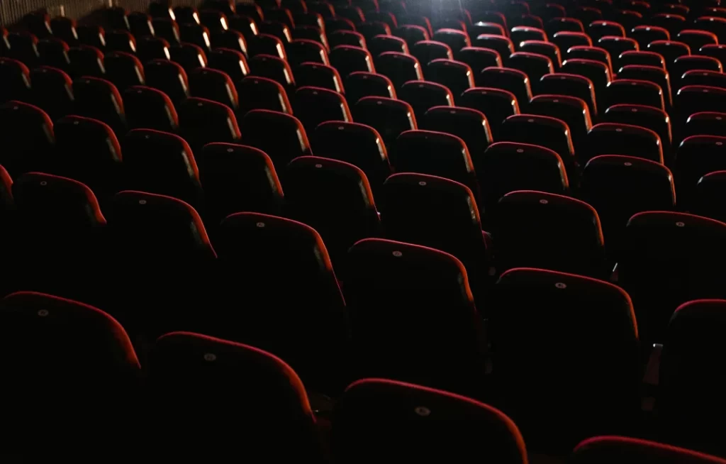 O Recifest 2025 começa no Recife com exibições gratuitas de curtas e longas que celebram a diversidade sexual e de gênero. Confira a programação completa.