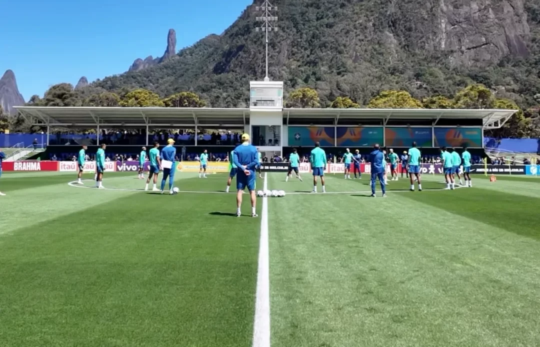 Brasil enfrenta Chile no Maracanã