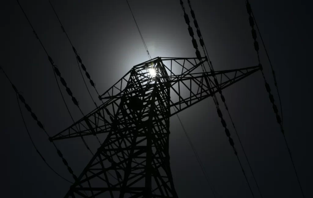 Apagão na Madrugada Atinge Todos os Estados do Brasil; 10 GW de Energia Cortados