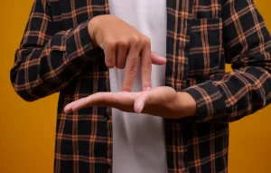 Cursos Gratuitos de Libras