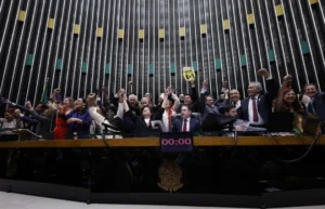 Fim da escala 6x1