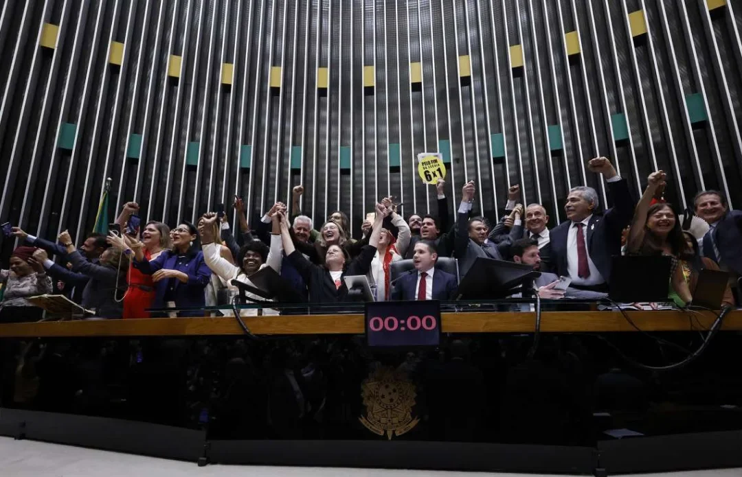 Fim da escala 6x1