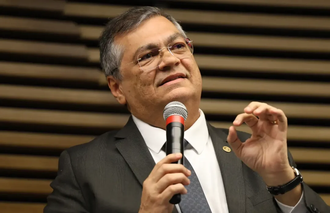 Ministro do STF ordena revisão de normas da CVM em 90 dias