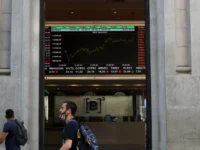 Mercado financeiro brasileiro fecha em alta com impulso do petróleo internacional