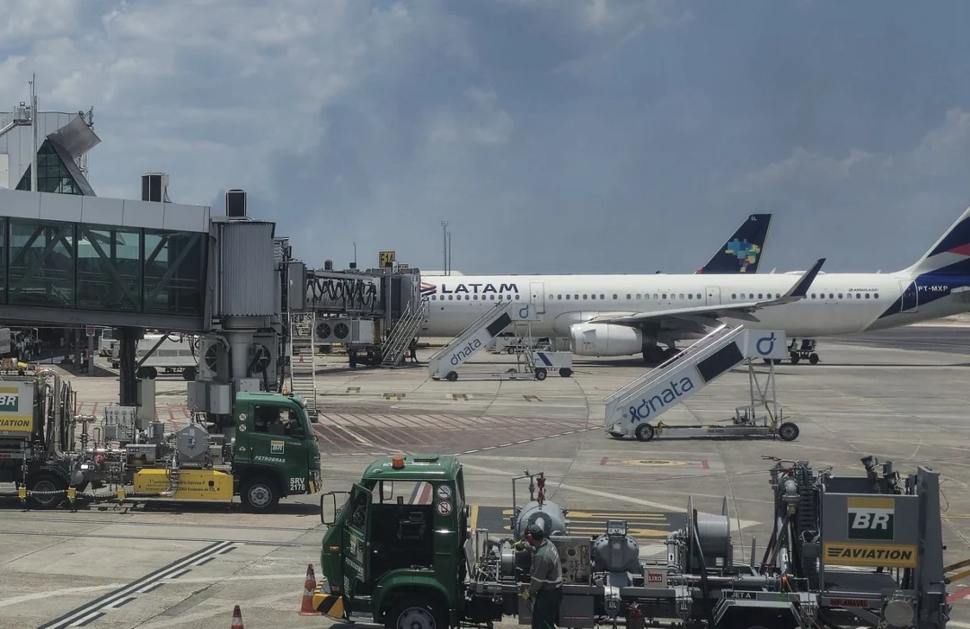 Petrobras aumenta preço do querosene de aviação em 13,9%