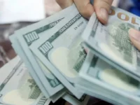 Moeda americana aprecia e bolsa sofre queda em dia de incertezas