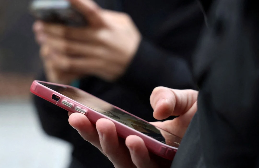 Organizações da sociedade civil questionam Anatel sobre internet grátis nas eleições
