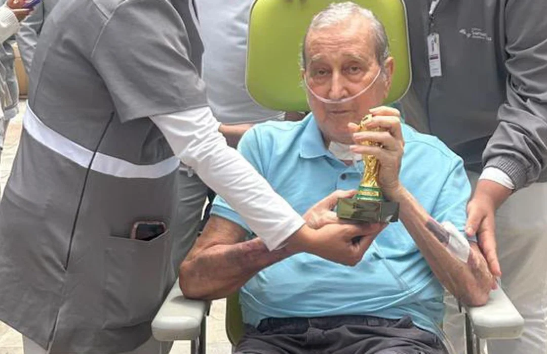 Parreira recebe alta após quase três meses internado no Rio de Janeiro