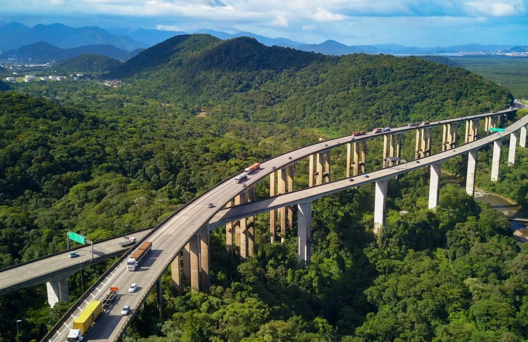 Brasil precisa triplicar investimentos em infraestrutura para alcançar padrões internacionais