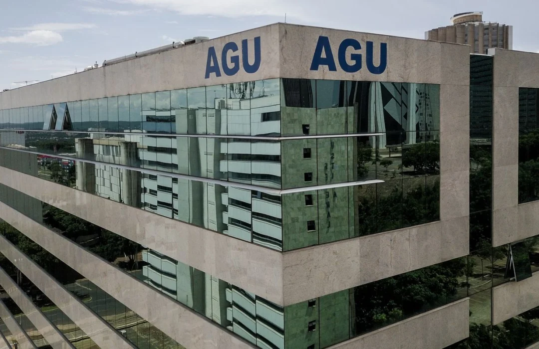 União pede ao STF que cancele afastamento de diretor da Polícia Federal