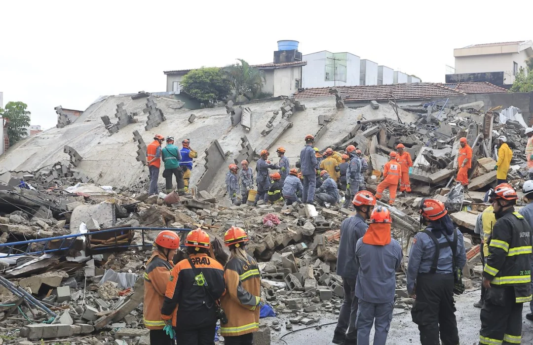 Chuvas intensas causam oito mortes e deixam rastro de destruição na região de São Paulo