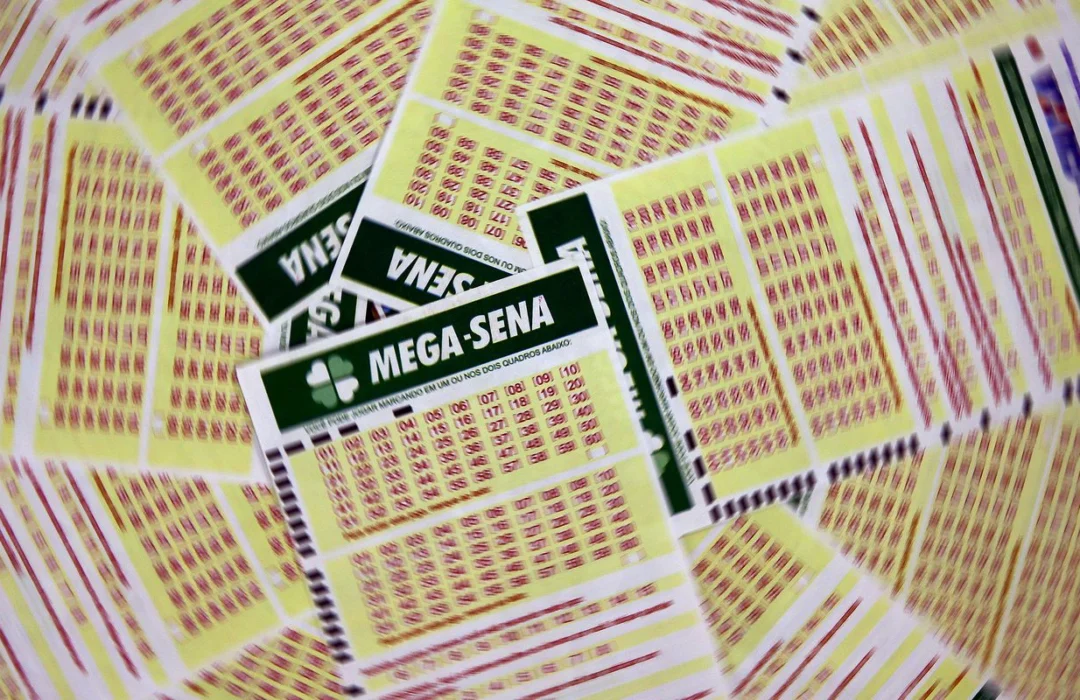 Mega-Sena acumula e oferece prêmio de R$ 102 milhões no próximo sorteio