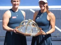 Luisa Stefani conquista segundo título consecutivo em duplas no SP Open