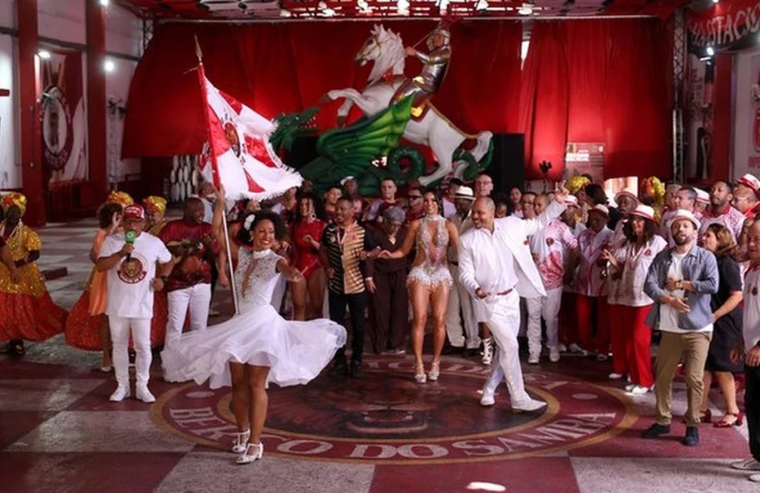 Rádio Nacional lança clipe especial para marcar nove décadas de história