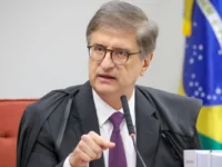 PGR nega abuso de autoridade em investigação de Mendonça contra Moraes