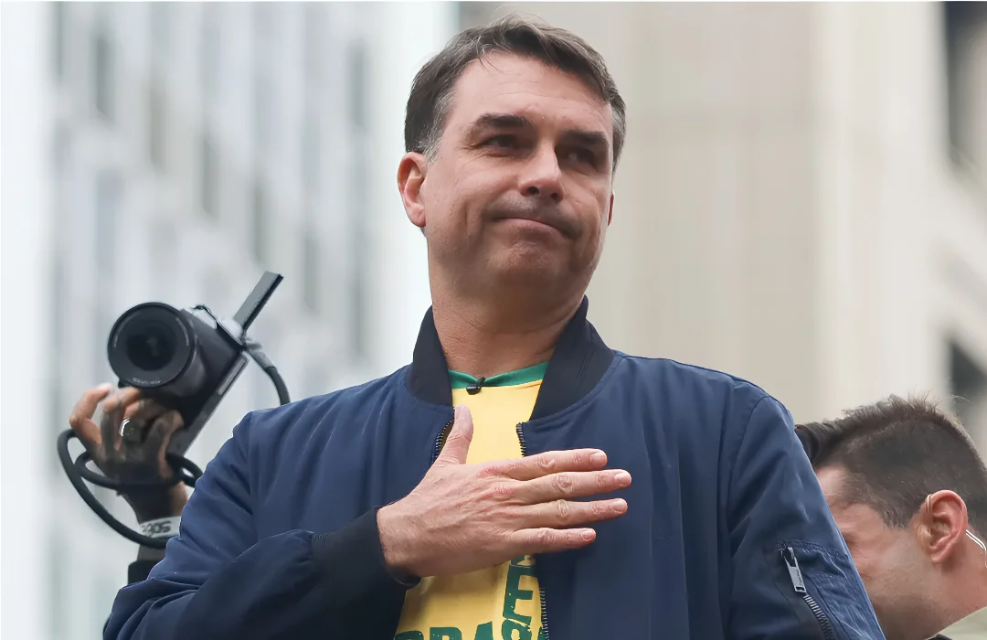 Flávio Bolsonaro Confirma Debate da Band após Anúncio de Lula