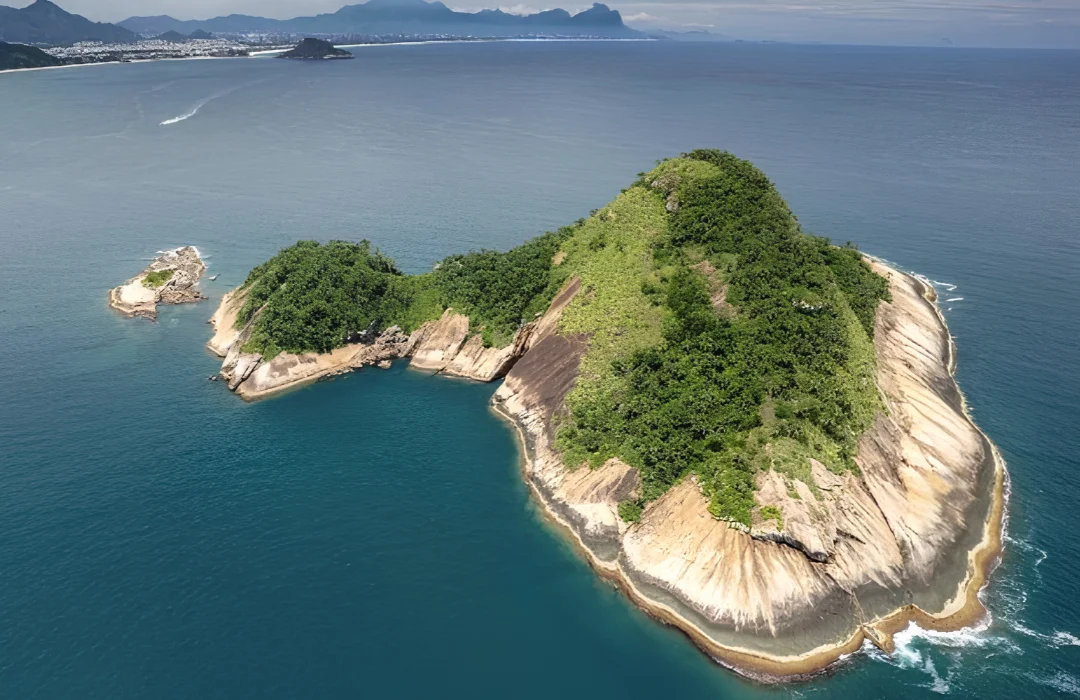 Rio de Janeiro cria reserva marinha que concilia conservação ambiental com economia local
