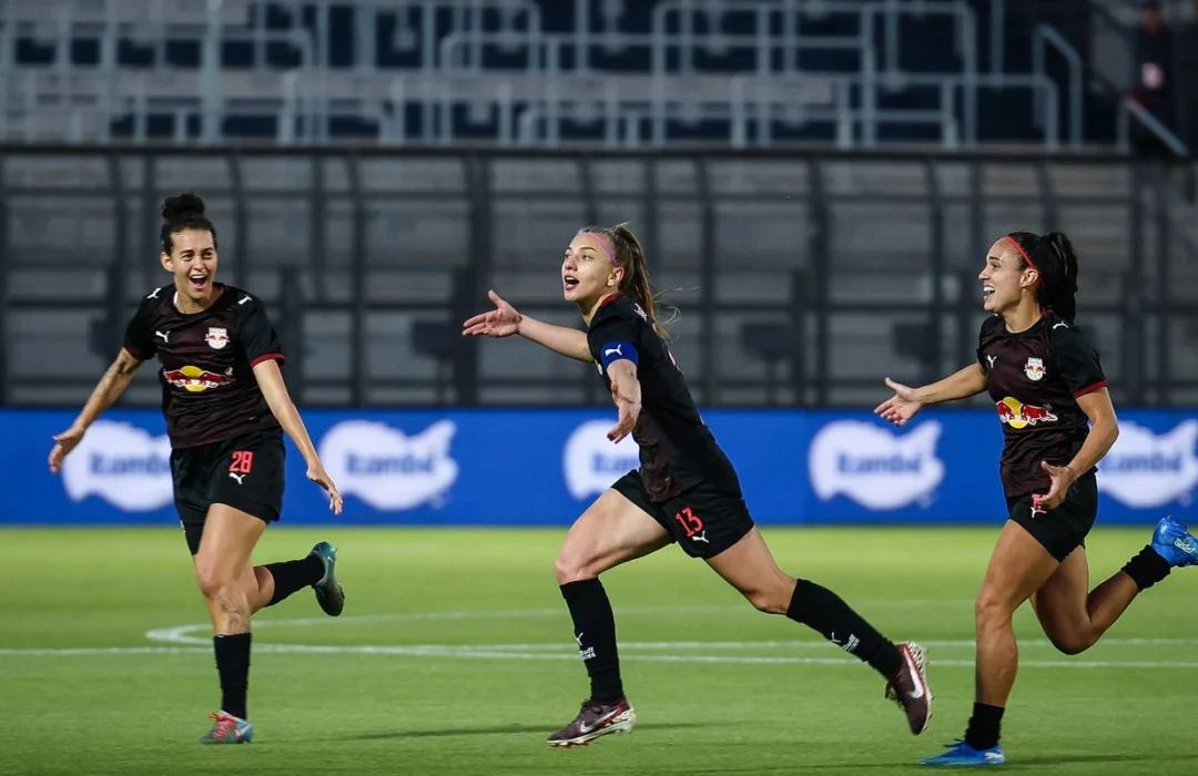 Internacional e Bragantino garantem presença nas semifinais da Copa do Brasil Feminina