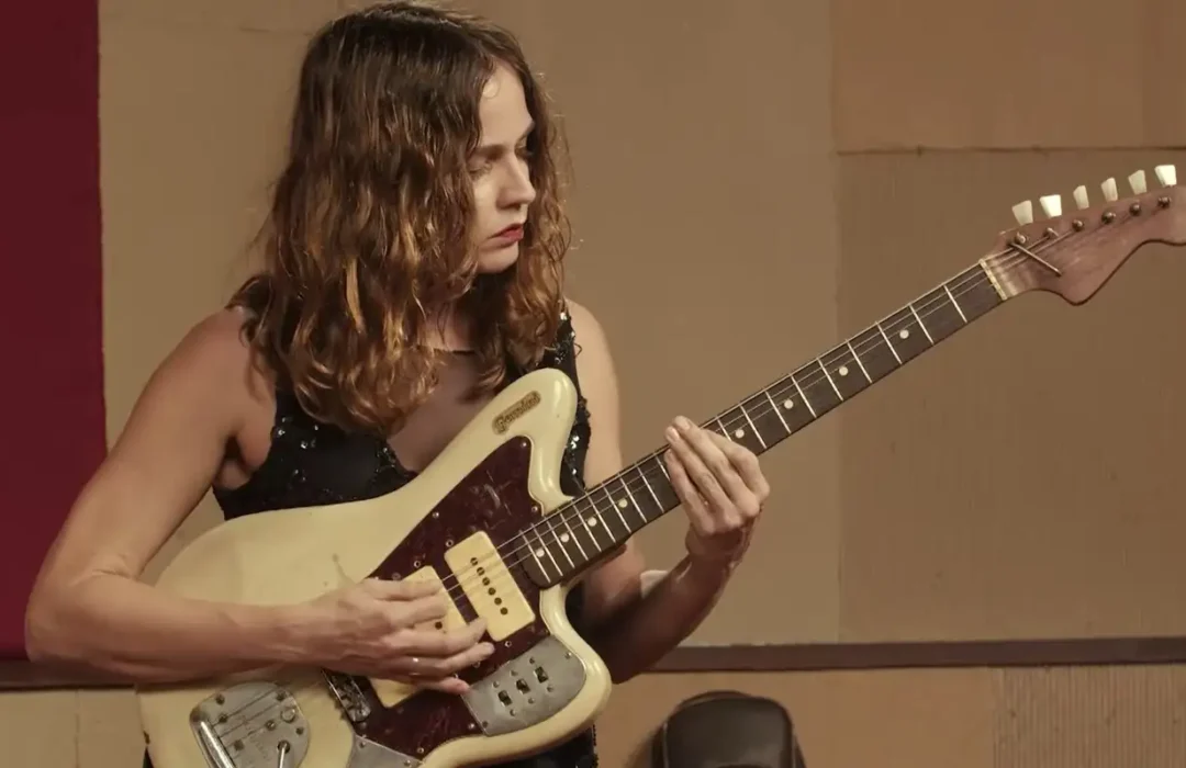 Brasil reduz impostos de importação para instrumentos musicais e máquinas de costura