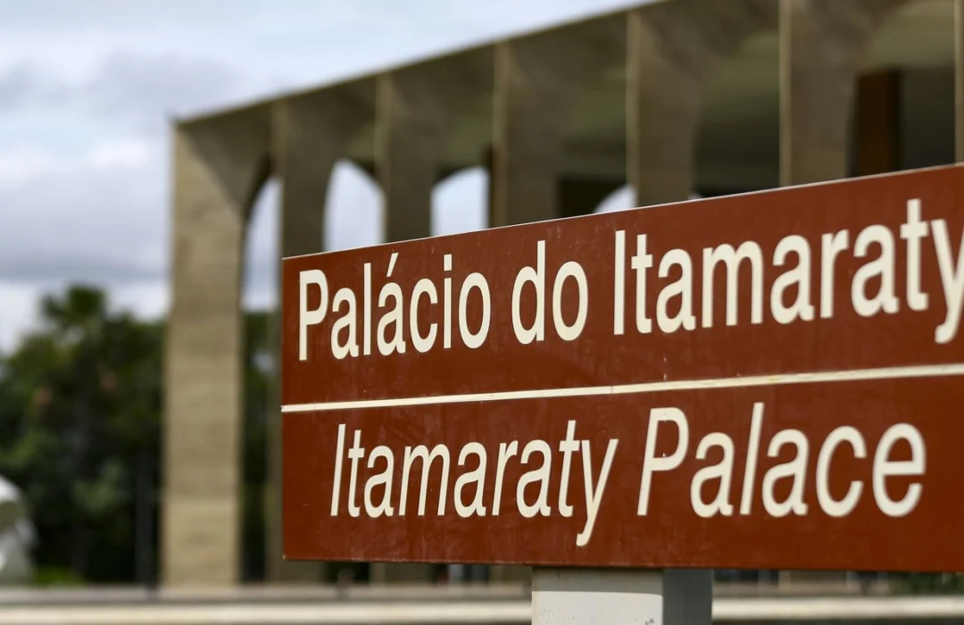Itamaraty protesta contra críticas de Milei às eleições brasileiras