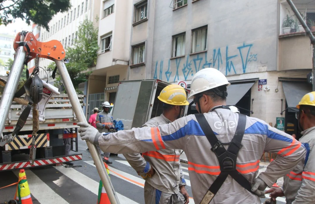 Enel é multada em R$ 11,4 milhões por falhas no fornecimento de energia em São Paulo