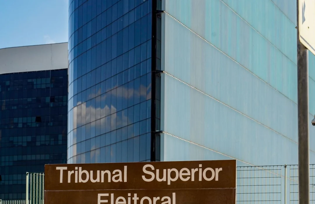 TSE mantém decisão de remover posts sobre Nossa Senhora em disputa eleitoral