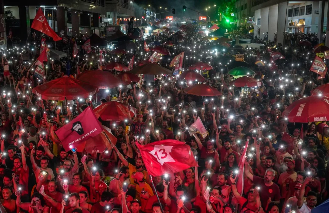 Reeleição de Lula repercute em grandes jornais europeus e asiáticos