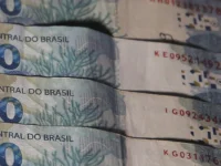 Contas públicas brasileiras fecham agosto com déficit de R$ 10 bilhões