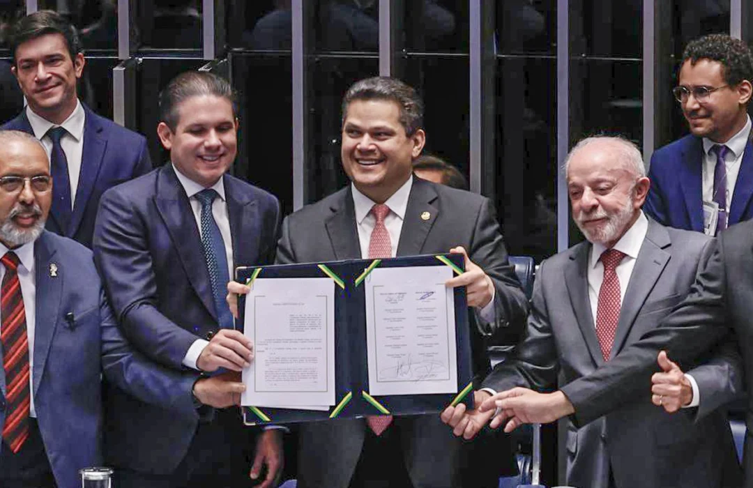 Congresso promulga fim da escala 6×1; trabalhadores terão direito a dois dias de folga por semana